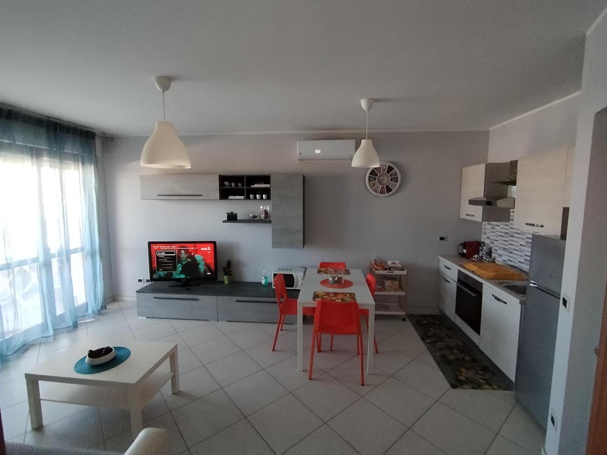 Appartamento Nuovissimo Ad Un Passo Dal Mare Montesilvano Marina Exterior foto